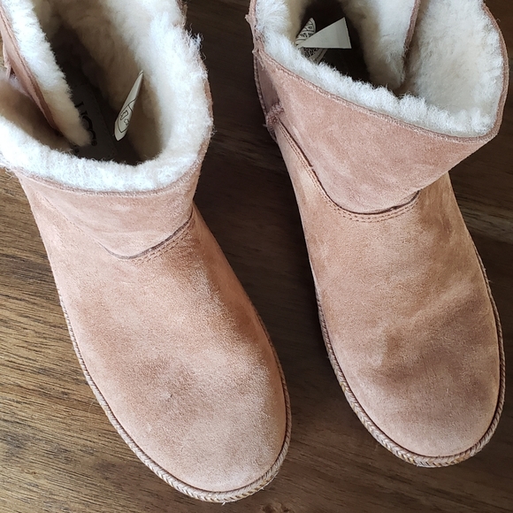 UGG Garnet Sherling Toggle Bootie in Chestnut Tan - Picture 4 of 10